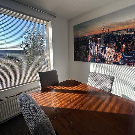 SIRIUS A PROPERTIES - 3 Bedrooms - - Amazing Hillside Views of Derby City Centre - - Free WIFI - - NETFLIX - - SKY-SPORTS - - MONOPOLY - - UNO - - CARDS Eksteriør billede